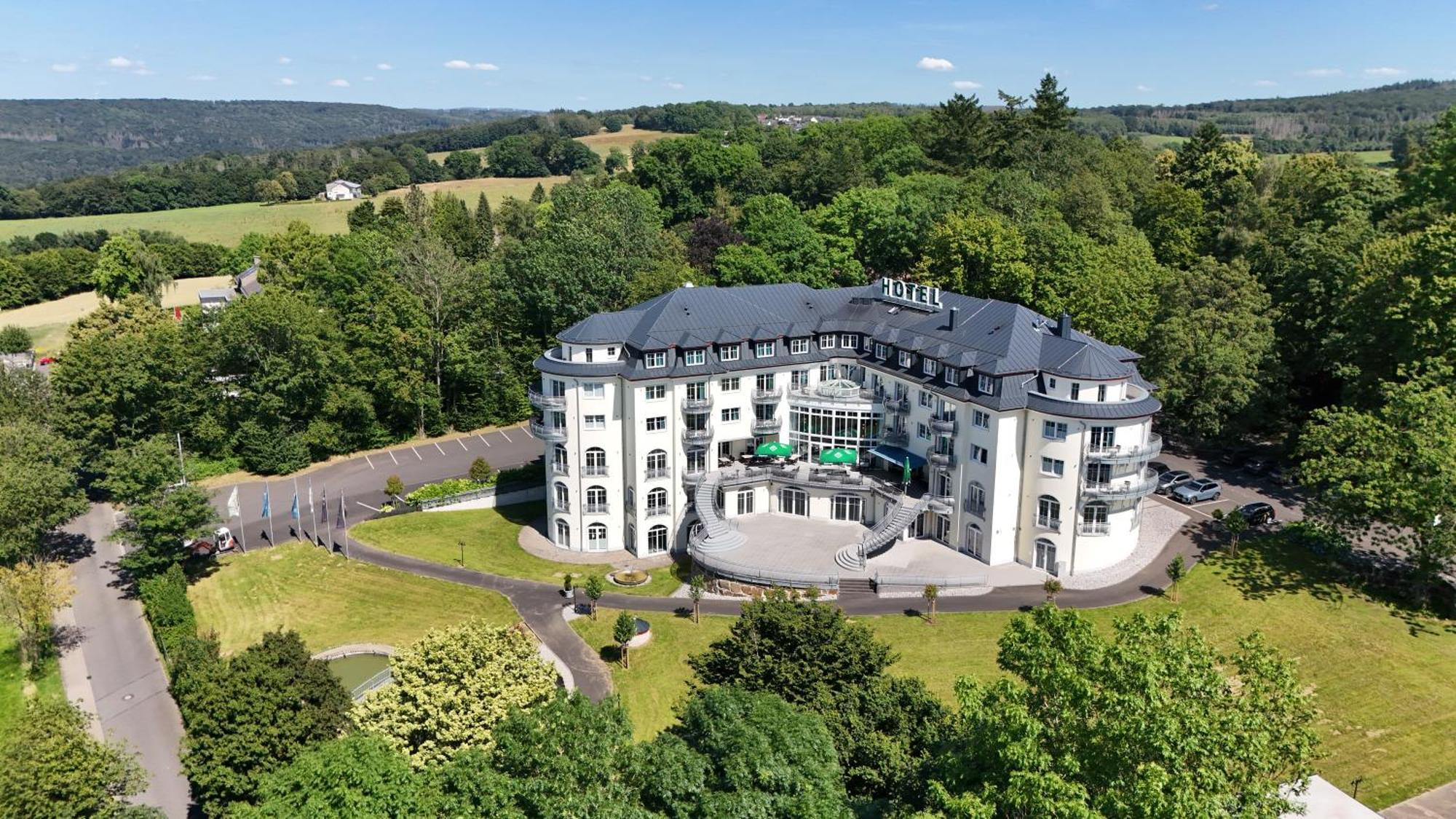 Parkhotel Hachenburg Exterior photo